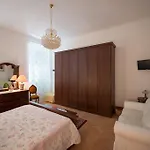 Bed & Breakfast Antico Borgo Teresiano 4*