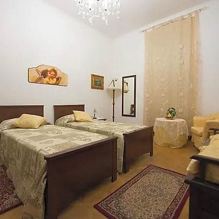 Antico Borgo Teresiano 4*