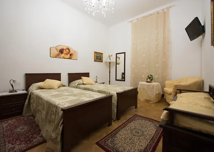 Bed & Breakfast Antico Borgo Teresiano 4*